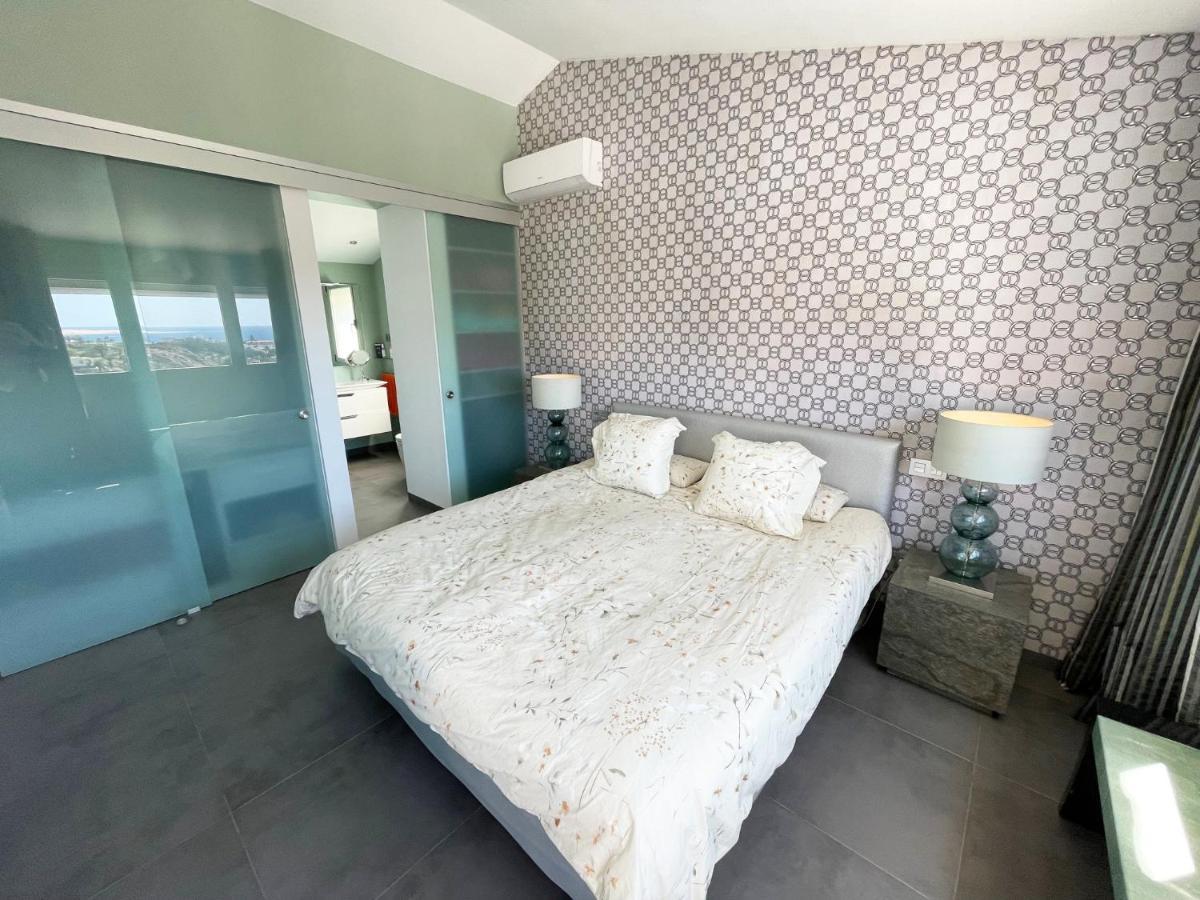 Luxury Villa Morelli With Seaview & Heated Pool 马斯帕洛马斯 外观 照片